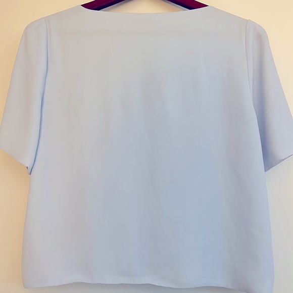 Aritzia gently worn mid length/crop blouse - Picture 2 of 2